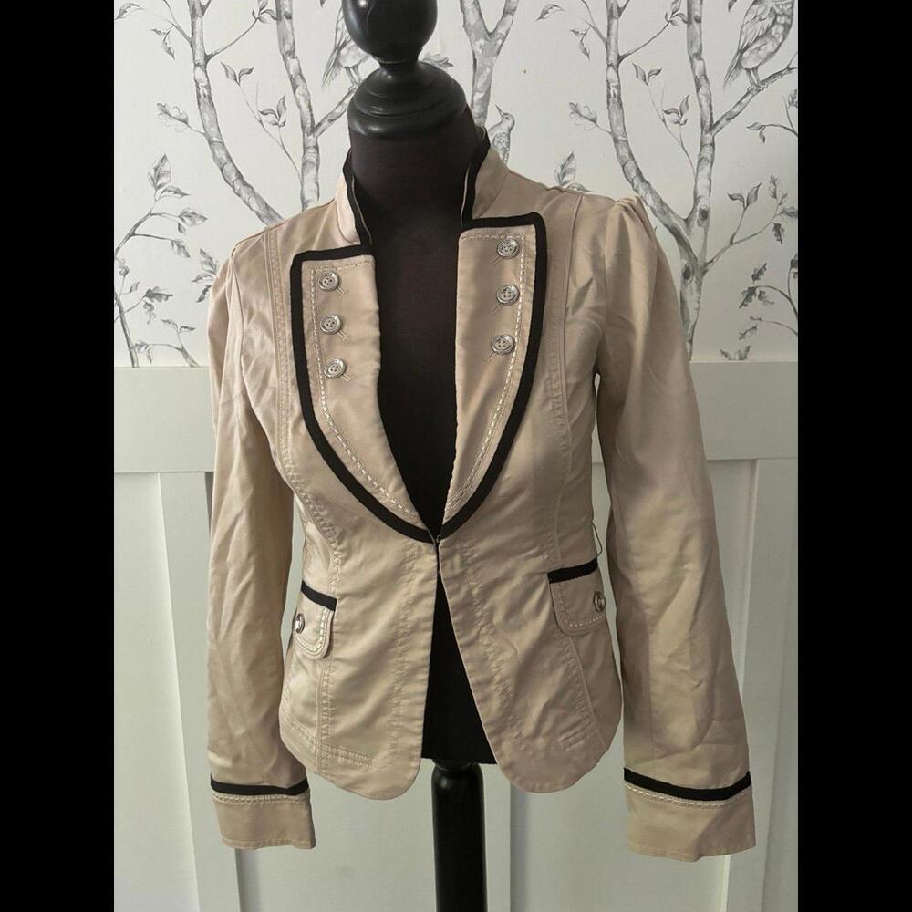 White House Black Market jacket size 4 womens